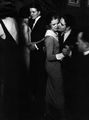 Brassaï (1899-1984) - Clientela lesbica a Le Monocle, Parigi 1932 - 3.jpg